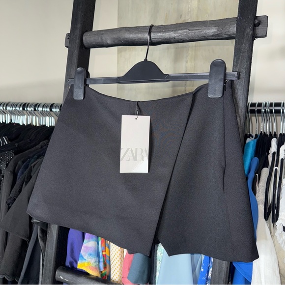 Zara Black Asymmetrical Micro Mini Skort - Picture 1 of 15